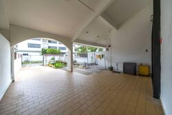 Lowland Road (D19), Terrace #563229261
